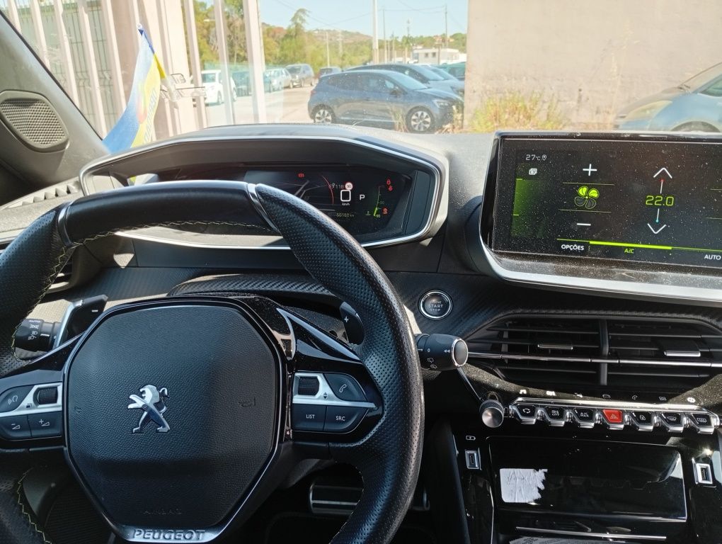 Peugeot 2008 1.2T GT