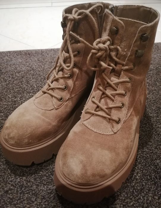 Botas camel Bershka