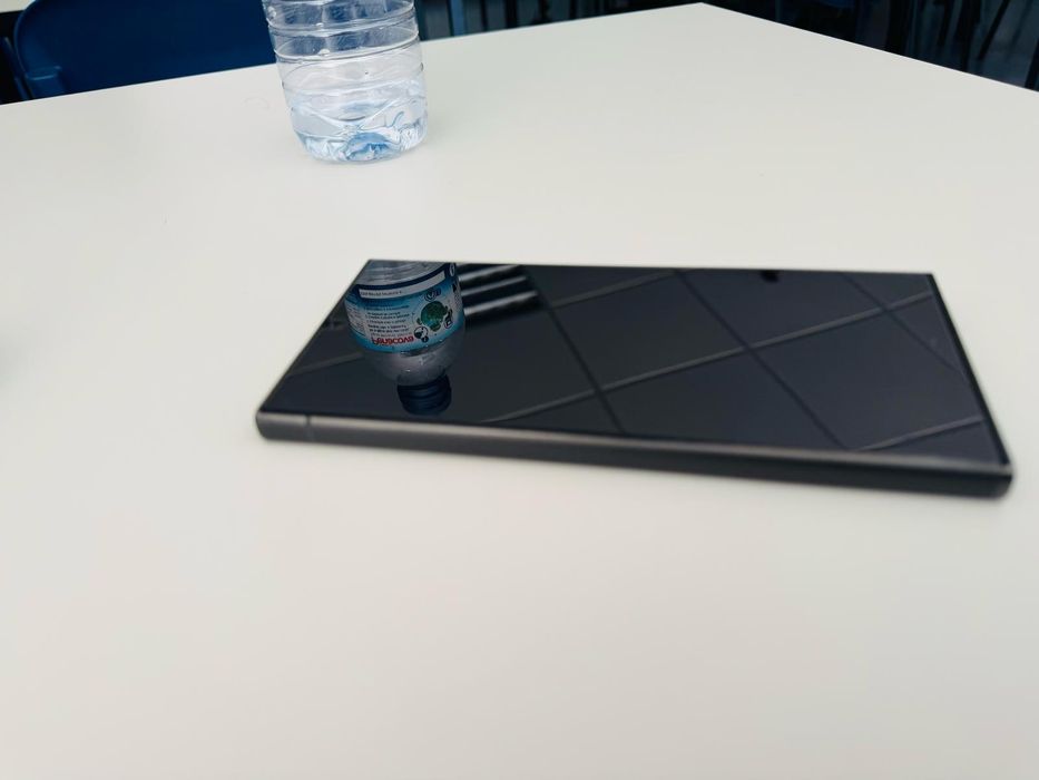 Samsung S24 Ultra como novo
