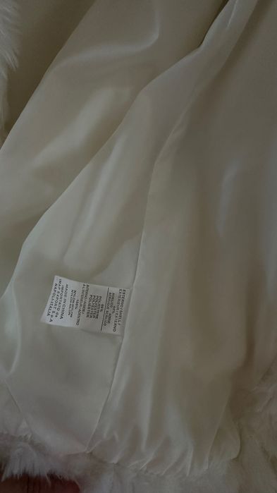 Лот 350 грн Шубка дитяча розова з хутряним хомутом 4-5 р