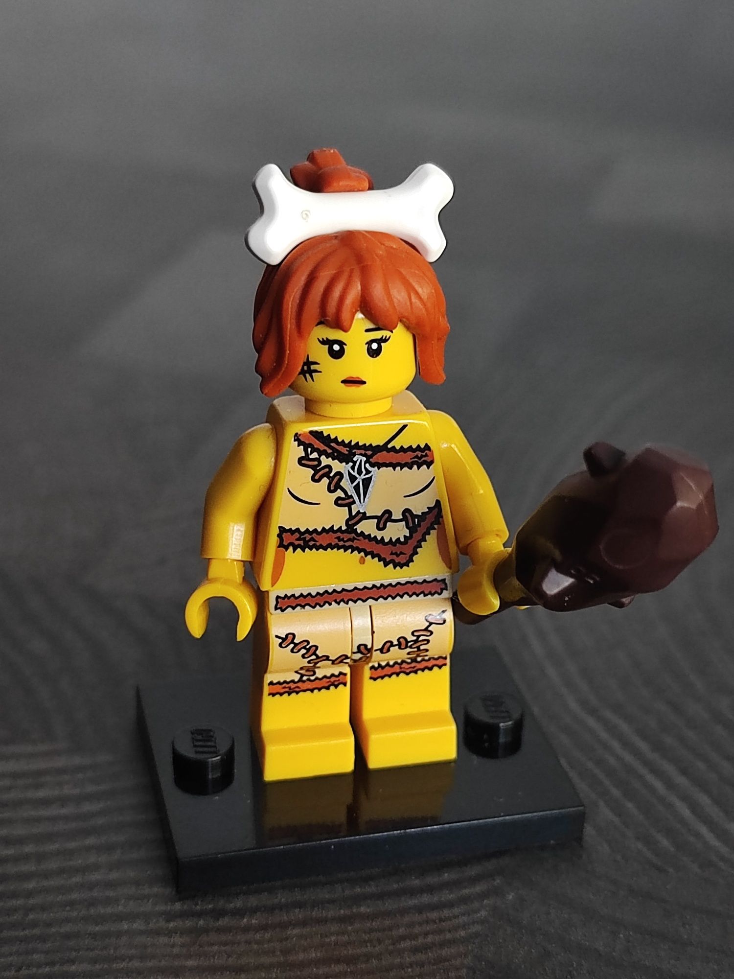 LEGO Minifigures Series 5 Cave Woman col05-5