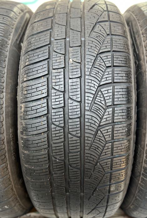 Скад шин б/в. 235/55 R18 Pirelli Winter 210 Sottozero Serie II