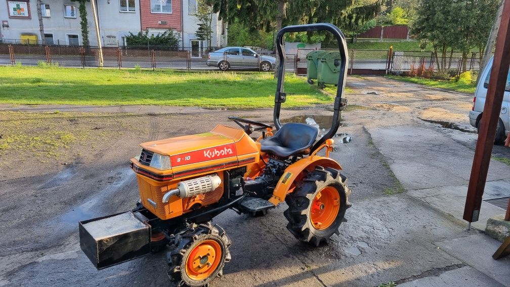 Ciągniczek sadowniczy ogrodowy KUBOTA B10 4x4  jak john deere, iseki