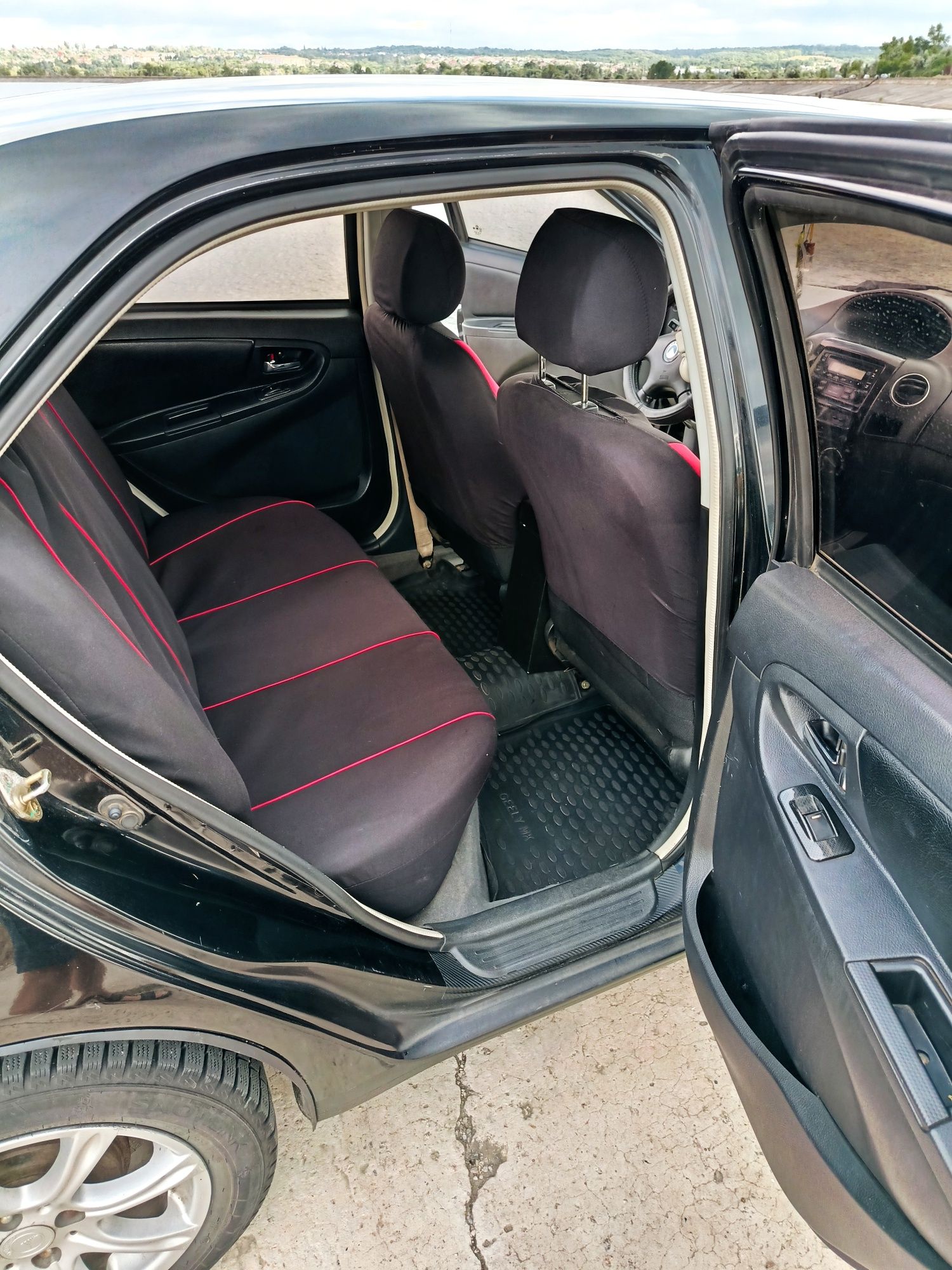Продам Geely MK 2011