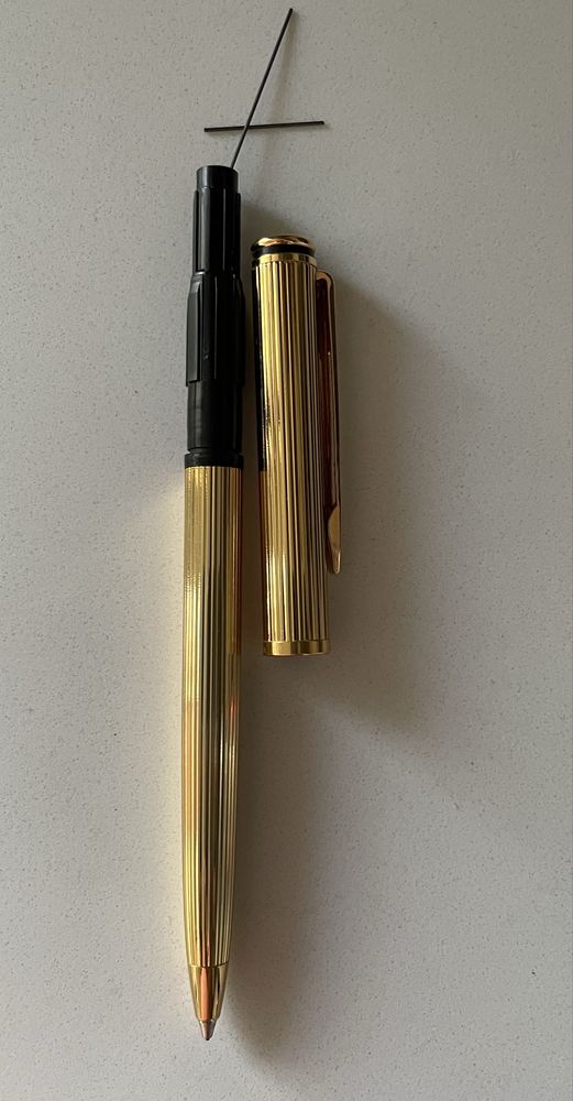 Conjunto SHEAFFER- Lapiseira + caneta tinta permanente