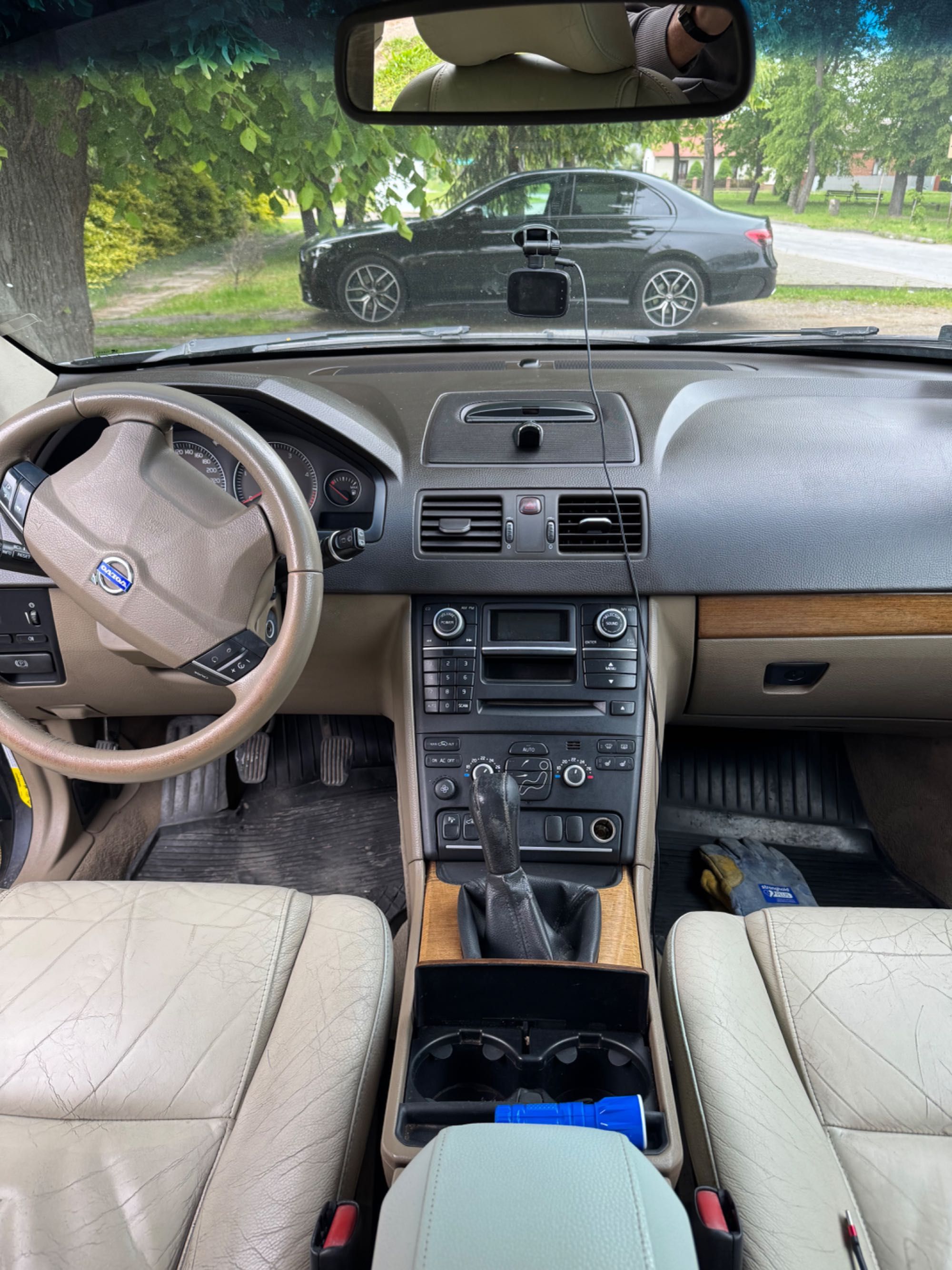 Sprzedam Volvo xc90 model po liftingu, Pilne .