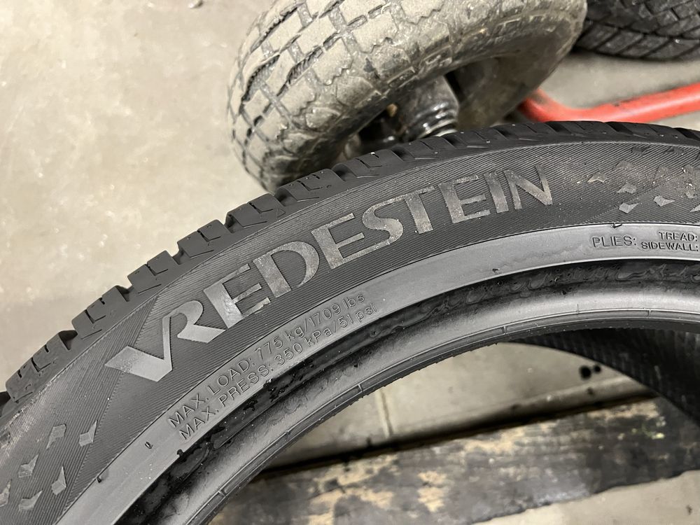 Opony wielosezonowe 235/45/R19 Vredestein Quatrac 5 - 2 sztuki
