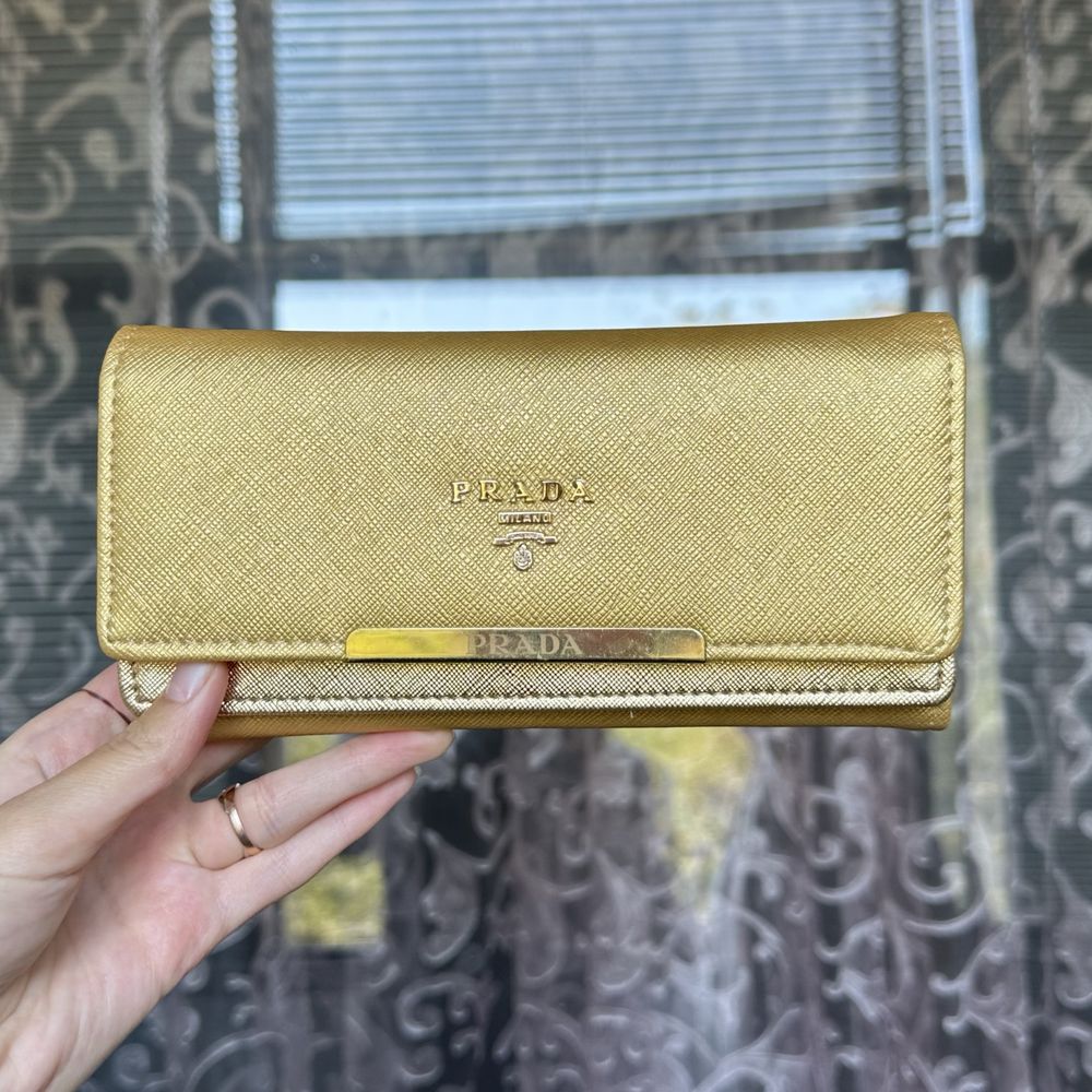 Гаманець жіночий Prada