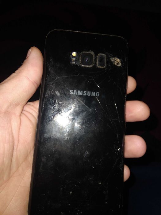 Troco 2 samsung um A02 e o samsung s10 por iphone