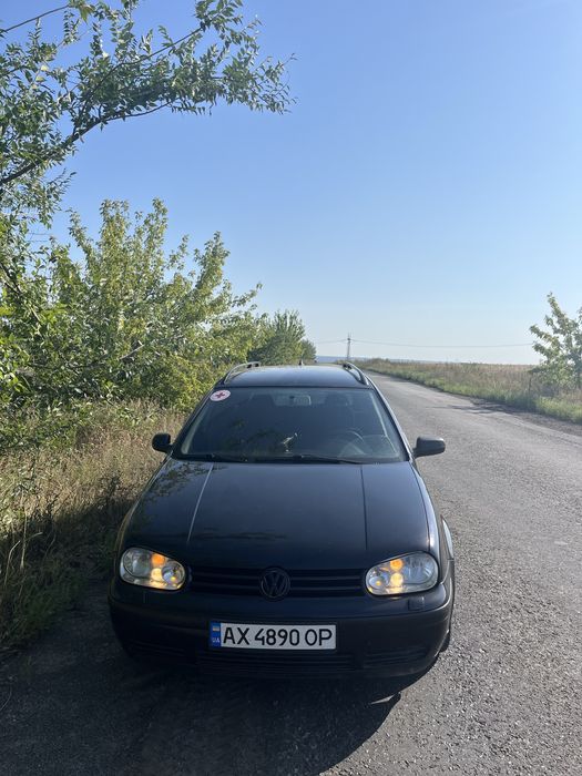 Продам автомобиль Golf 4