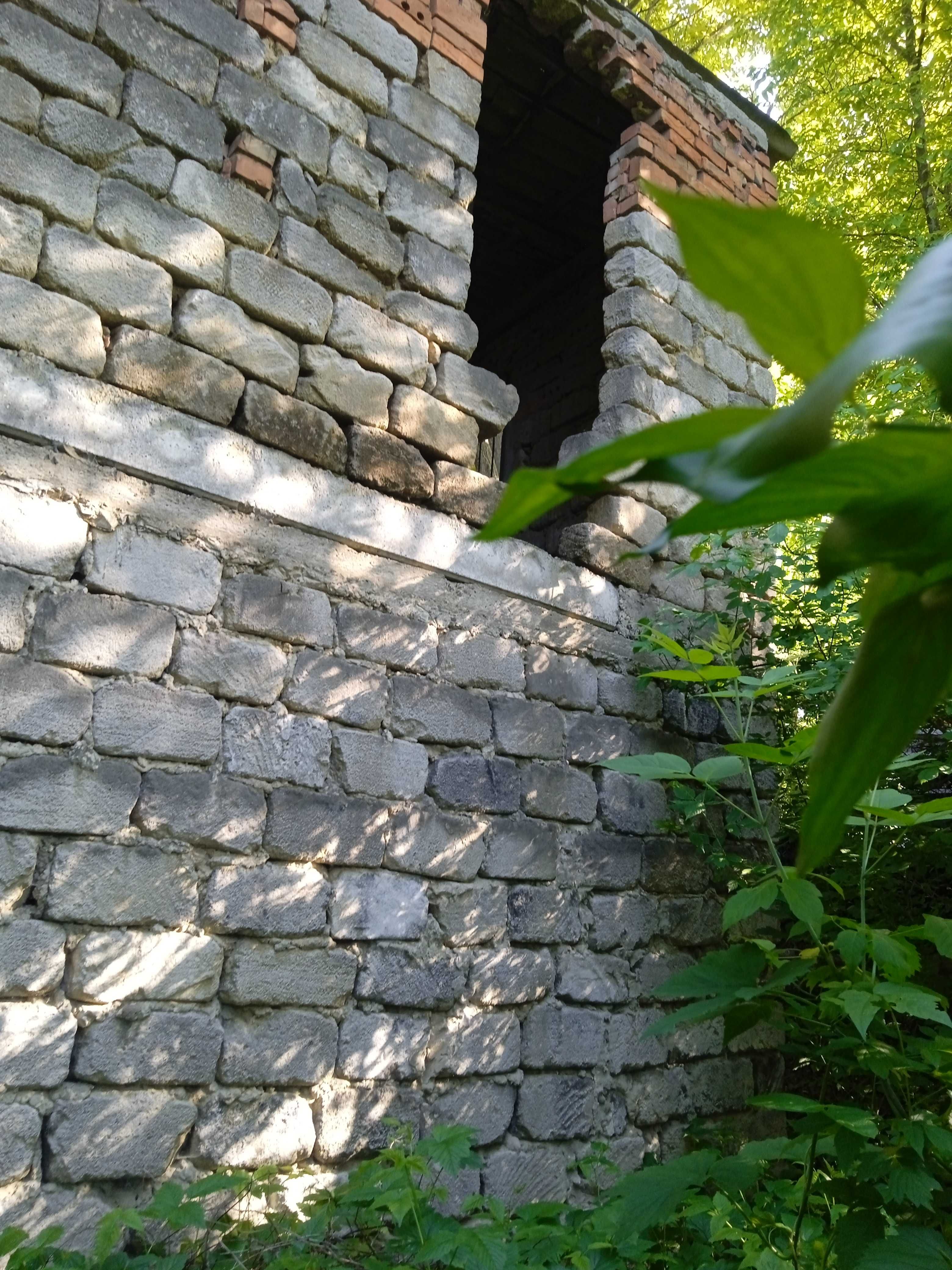 Продам недобудовану дачу в Садках,перша лінія до Прута.