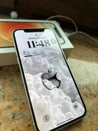 Telefon iPhone 12