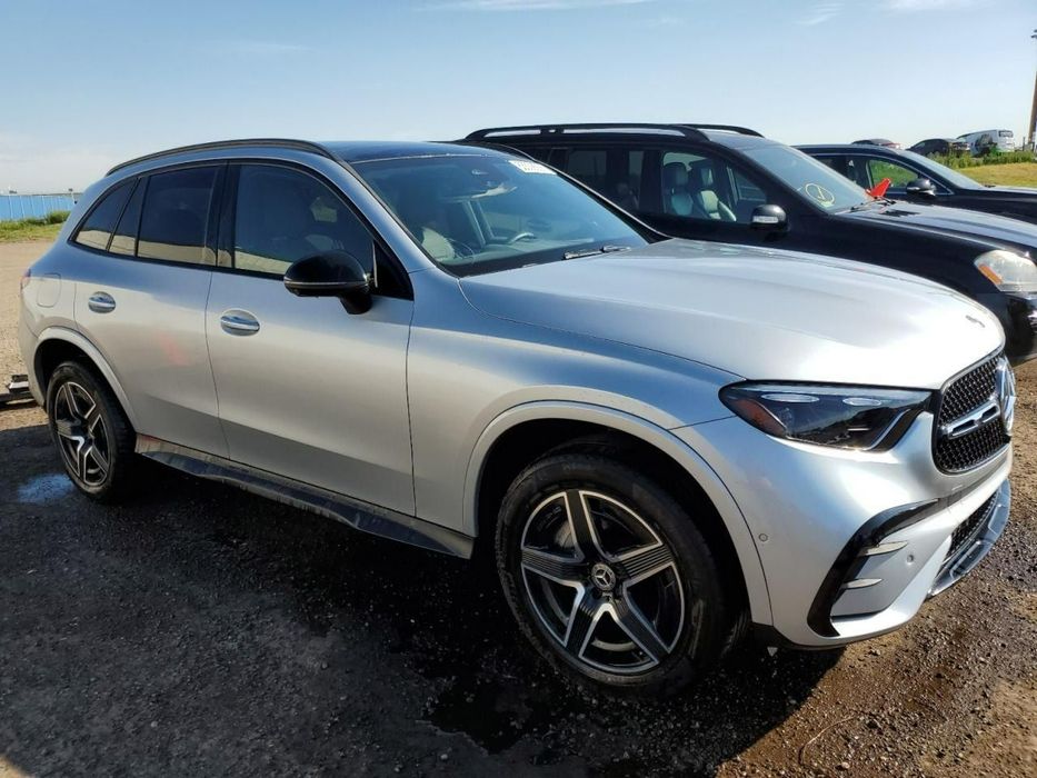 Mercedes-Benz GLC Auta z USA - Zapytaj o więcej ofert!