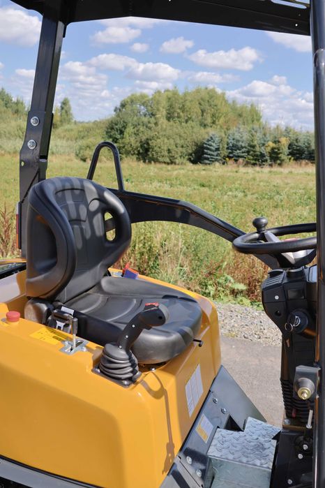 Miniładowarka przegubowa kołowa APS 910 Silnik Xinchai / Kubota NOWA