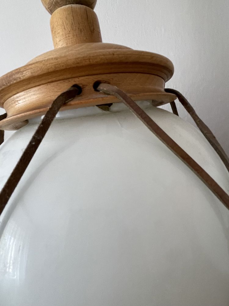 Lampa wisząca szkło, drewno prl, vintage 2 sztuki