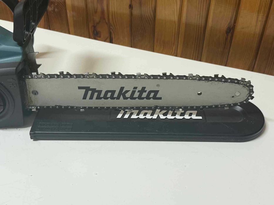 Piła elektryczna MAKITA U3541A