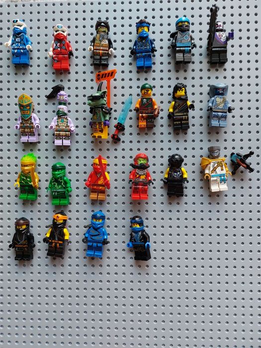Lego Ninjago 22 minifigurki
