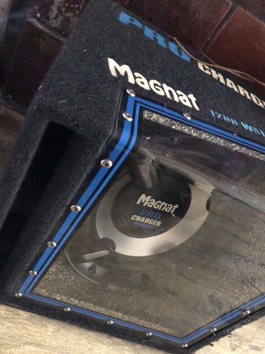 Magnat subwoofer 1200 watt