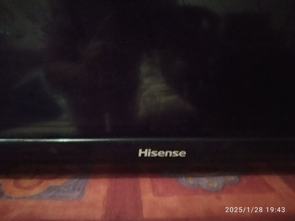 Продам Телевизор Hisense LTDN40D36