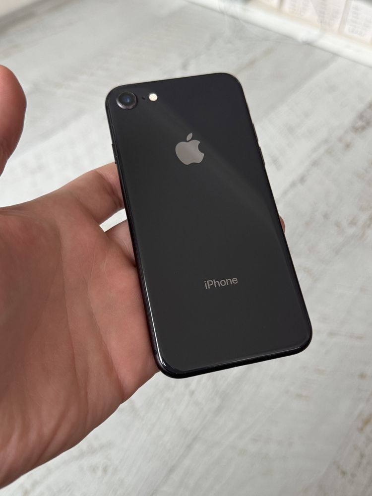 iPhone 8 64Gb Black