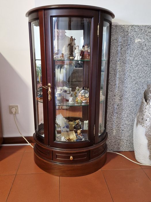 Móvel vitrine sala