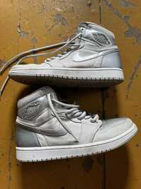 Jordan 1 Retro High CO JPNeutral Grey