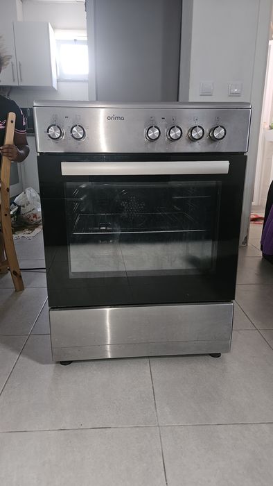 Vendo fogão com forno