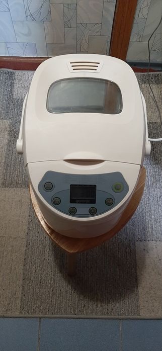Продам хлебопечку Gorenje BM900W
