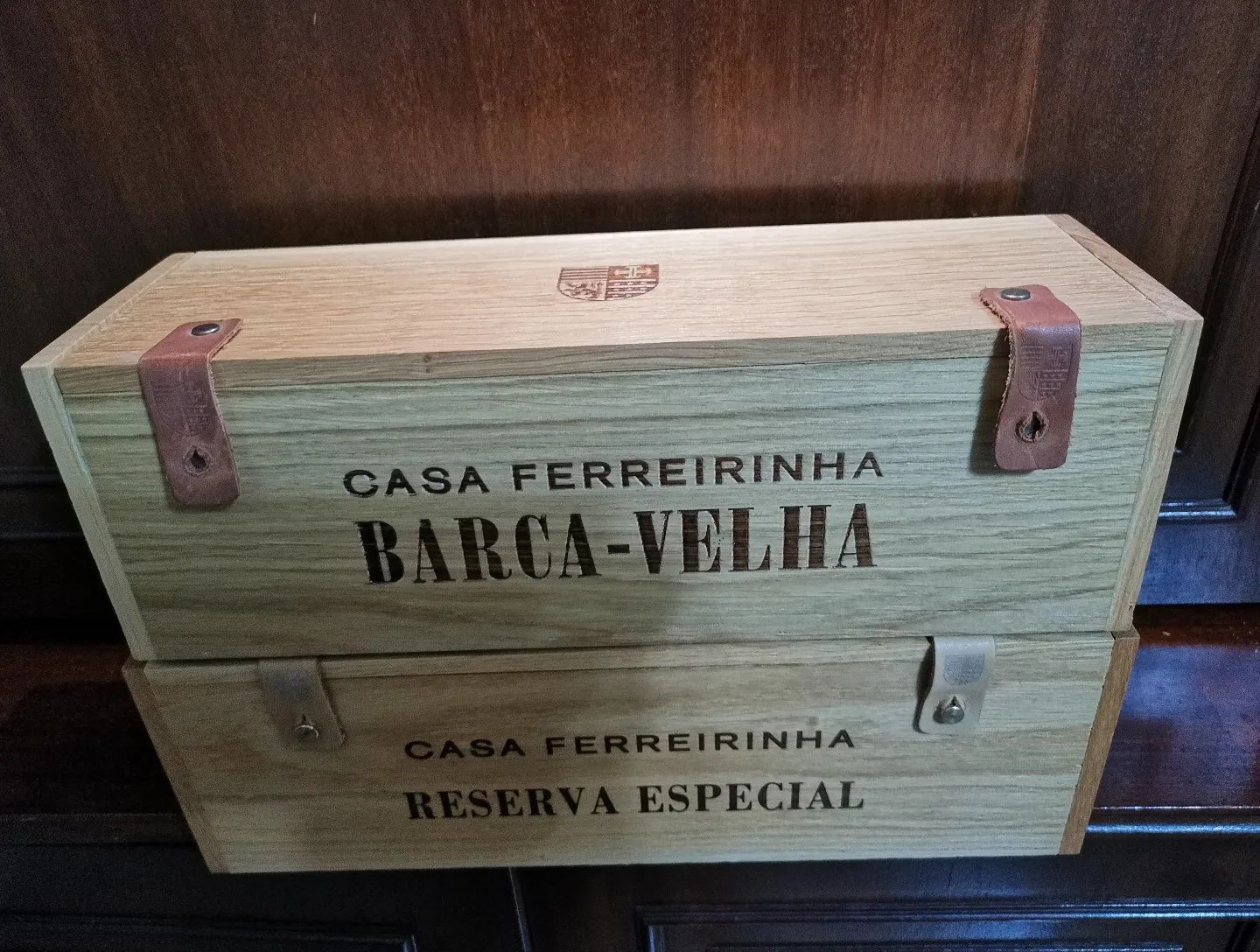 Caixas Oficiais Barca Velha e Reserva Especial