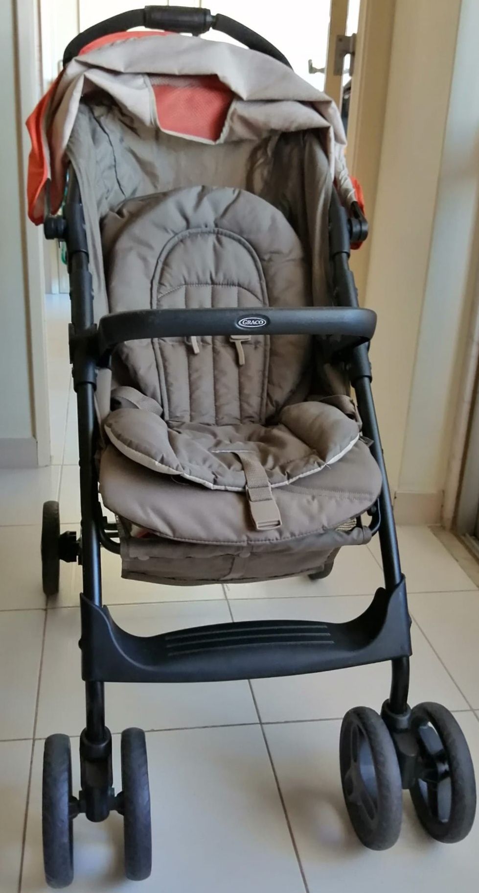 Carrinho + Ovo Marca Graco