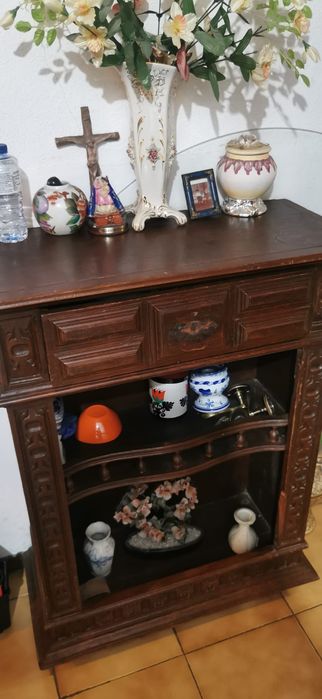 Recheio de casa móveis e alguns electrodomésticos