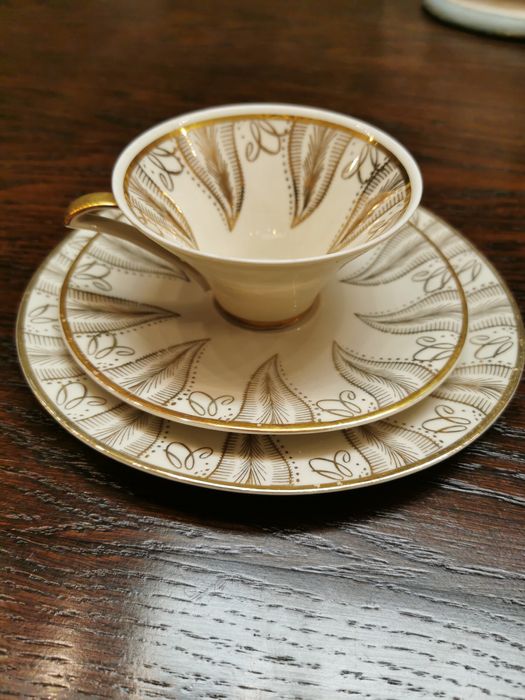 Stara porcelana Trio ecru złoto kwiat Bavaria