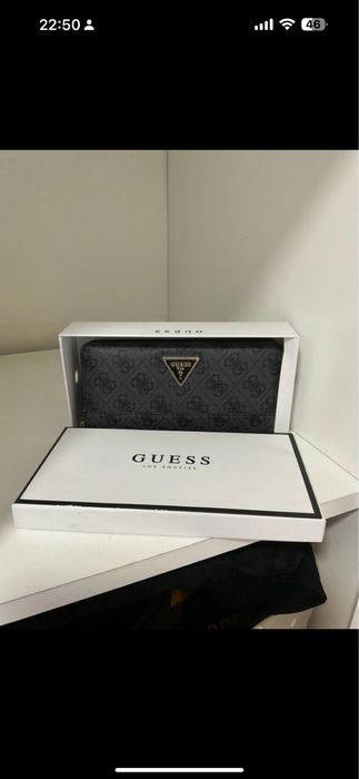 Porta-moedas Guess Grande