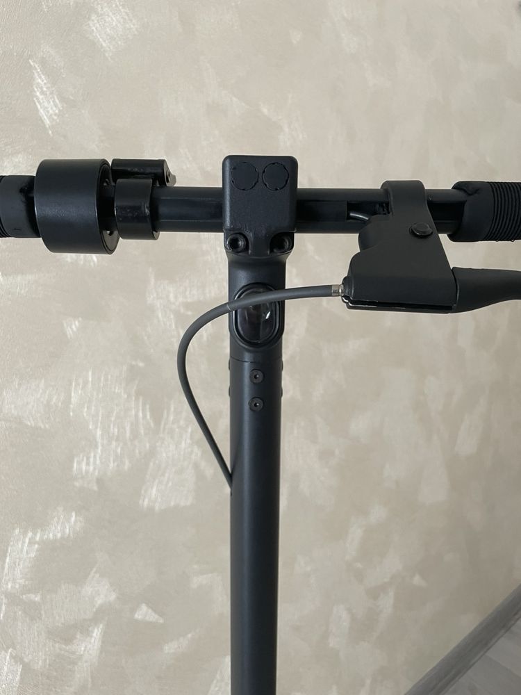 Продам электросамокат Kuggo max g30