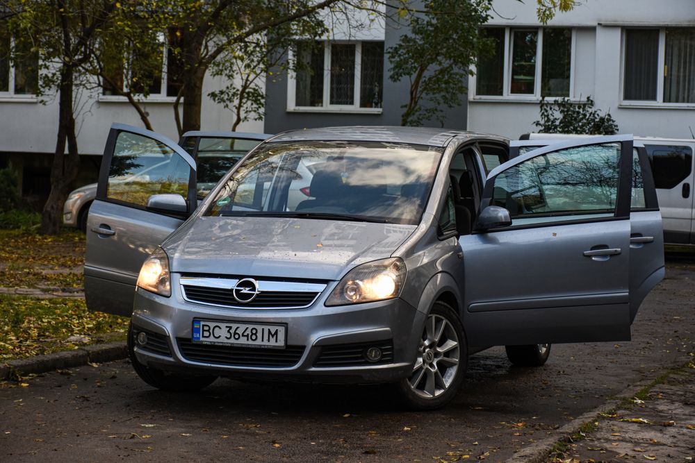 Opel Zafira B 1.9CDTI