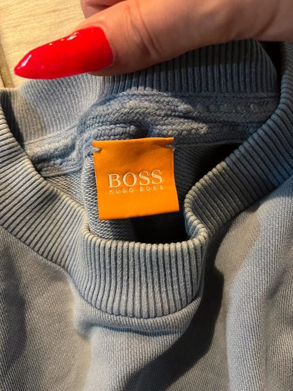 Hugo Boss bluza sweter