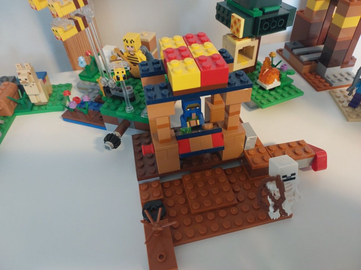 Ponad 4 zestawy lego minecraft