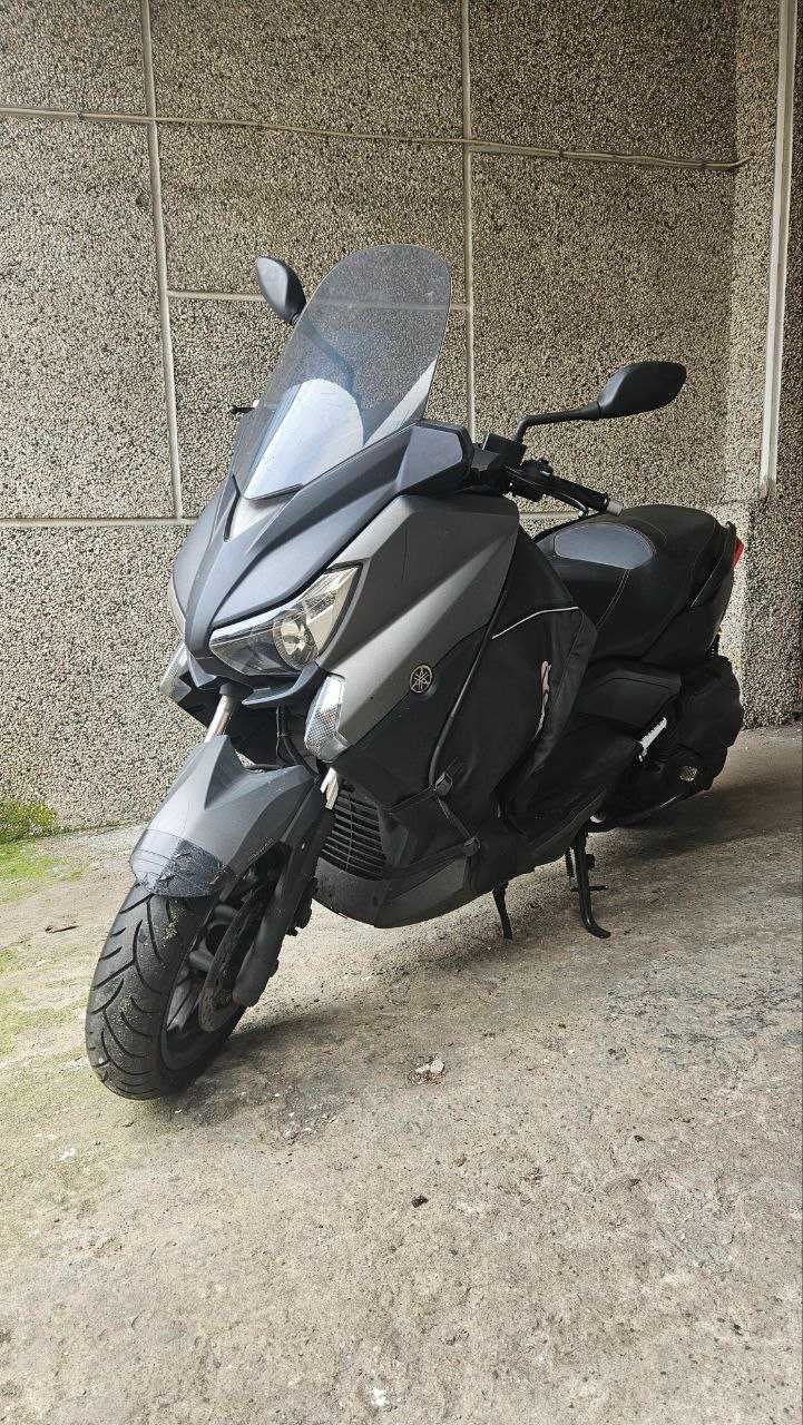 Skuter Yamaha Xmax 400 cc