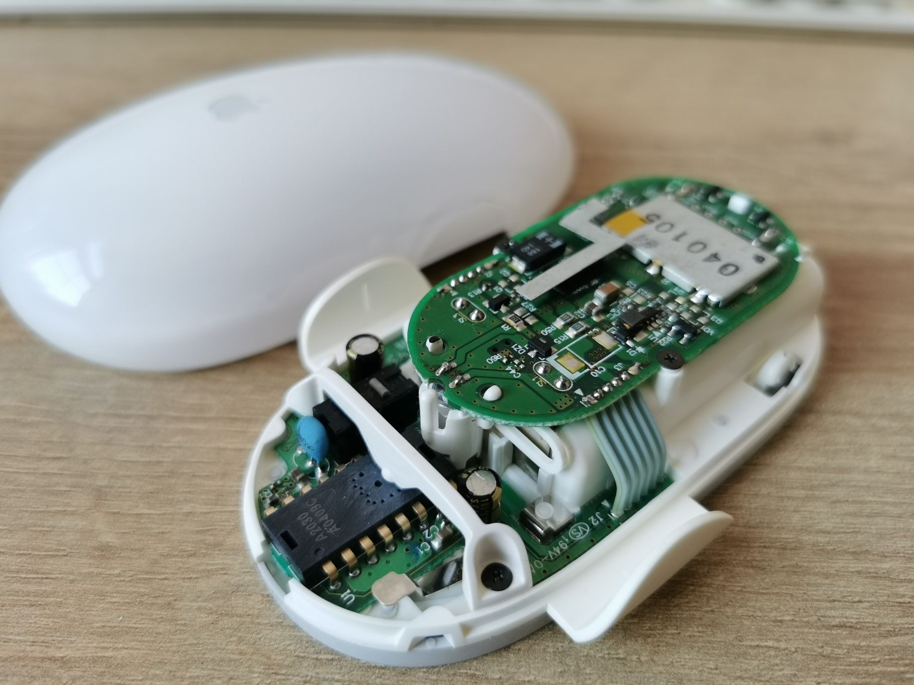 Myszka Apple Wireless Mouse A1015