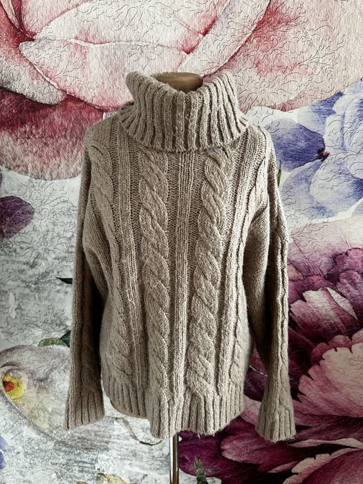 Reserved sweter golf w warkocze 40