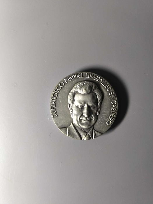 Medalha Comemorativa – Retrato em Alto-Relevo de Francisco Sá Carneiro