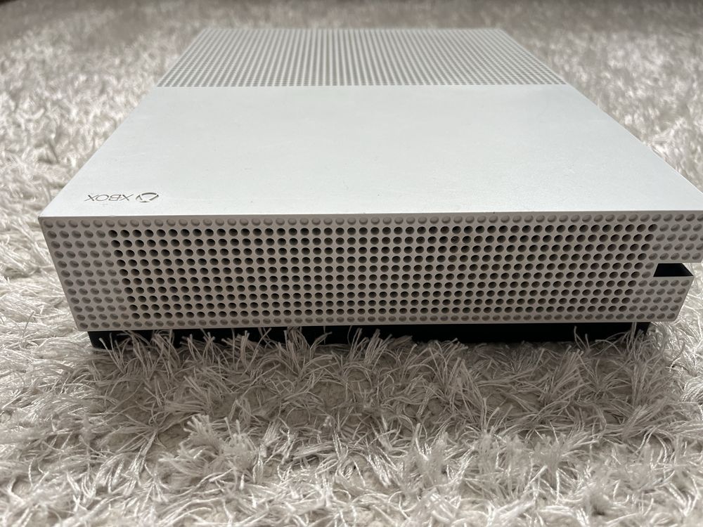 Заблокований Xbox one s