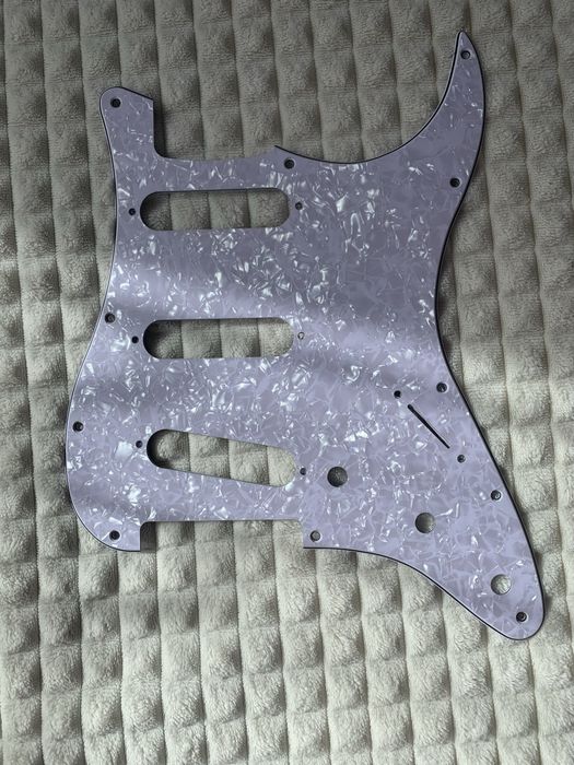 Biały pickguard Stratocaster - Maskownica do gitary elektrycznej