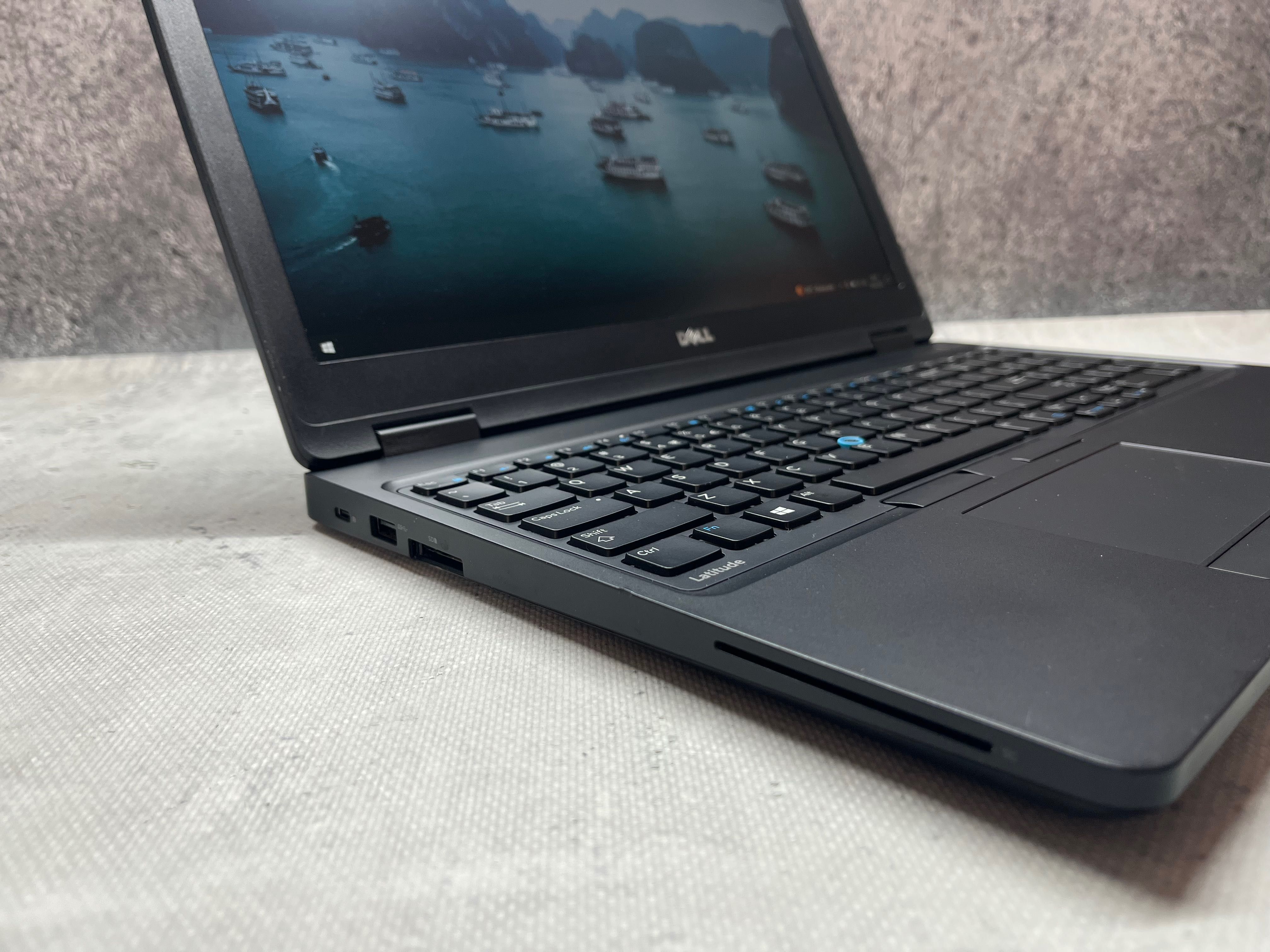 Dell Latitude 5580 / INTEL i5-6300U / 8GB DDR4 / 256GB SSD / 15.6” FHD