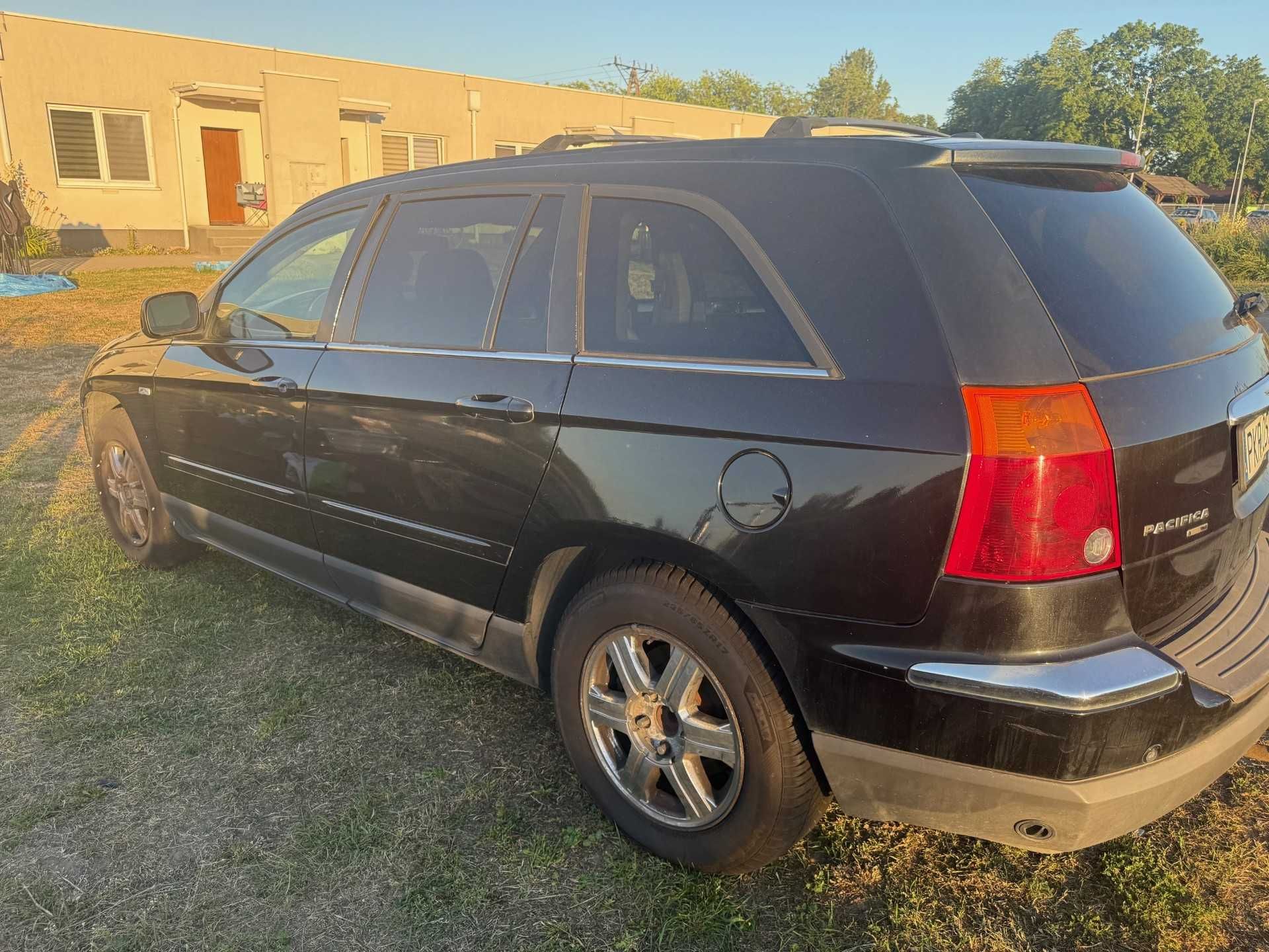 Chrysler Pacifica 2006 – 3.5L Benzyna + LPG – 6-osobowy VAN