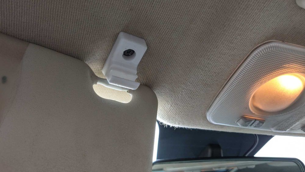 Fiat grande punto uchwyt do daszka przeciwsłonecznego