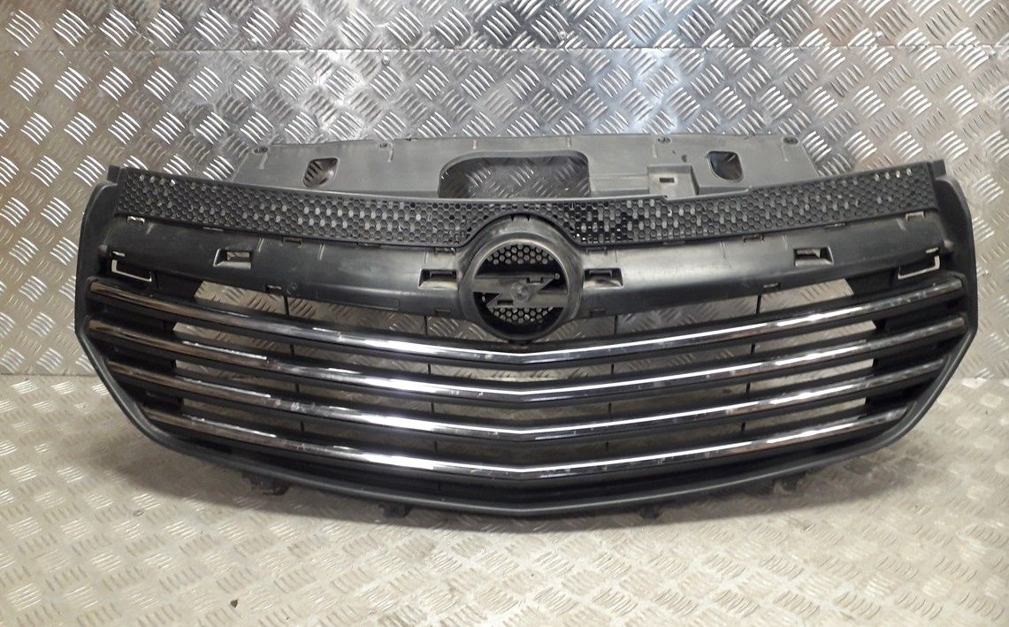 Opel vivaro b grill atrapa