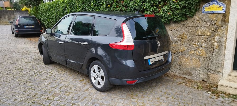 Renault Scenic 2011