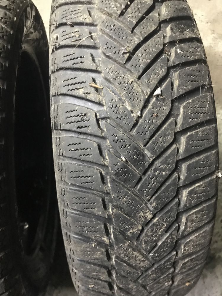 Продам зимнюю резину Dunlop 175/60/15