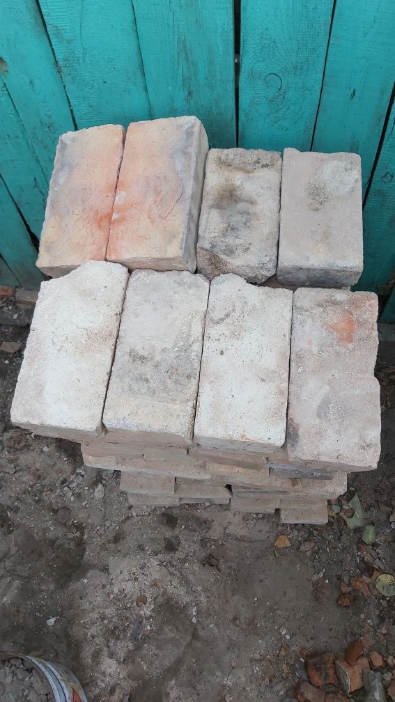 Цегла вогнетривка кирпич